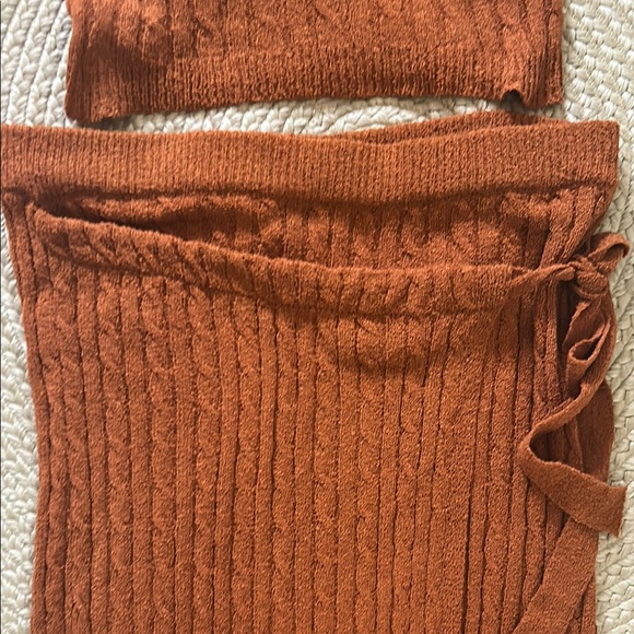 Rust One-Shoulder Knit Set - Picture 3 of 9